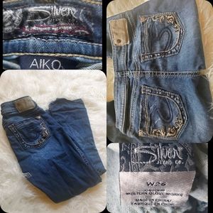 SOLD Silver Jean's Co Aiko Size 26W Capris